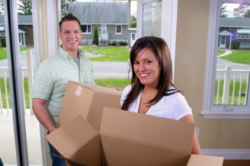 Governing law and compliance notes for removal van terms