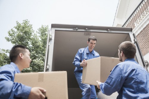 Local storage support for flats, offices, and moving needs in Earls Court