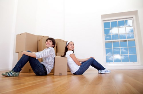 Safe loading procedures during a removal van job