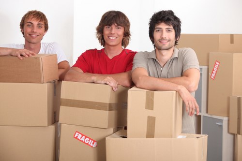 Local packing and unpacking support for Earls Court customers