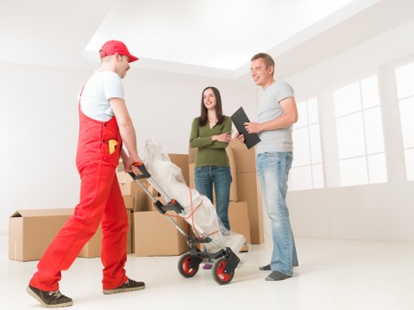 Professional moving help for flats and apartments in Earls Court