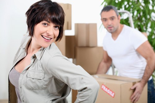Free quote policy for Earls Court removal van service