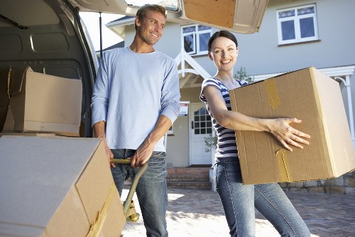 Business relocation checklist and packing preparation for an Earls Court office move